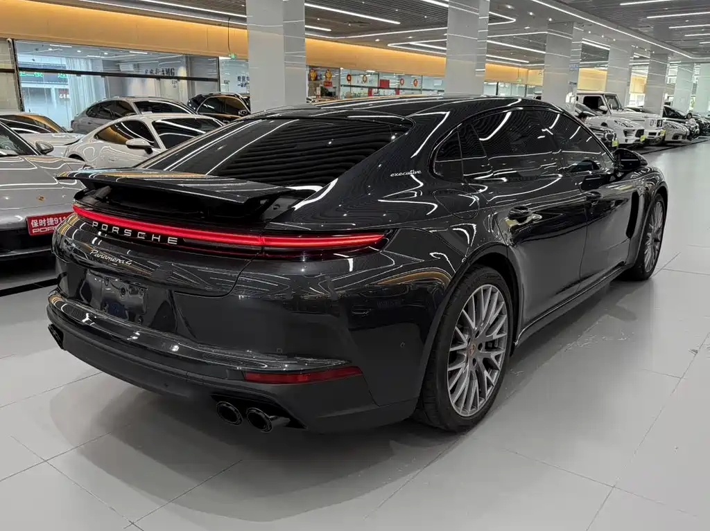Porsche Panamera — миниатюра 6