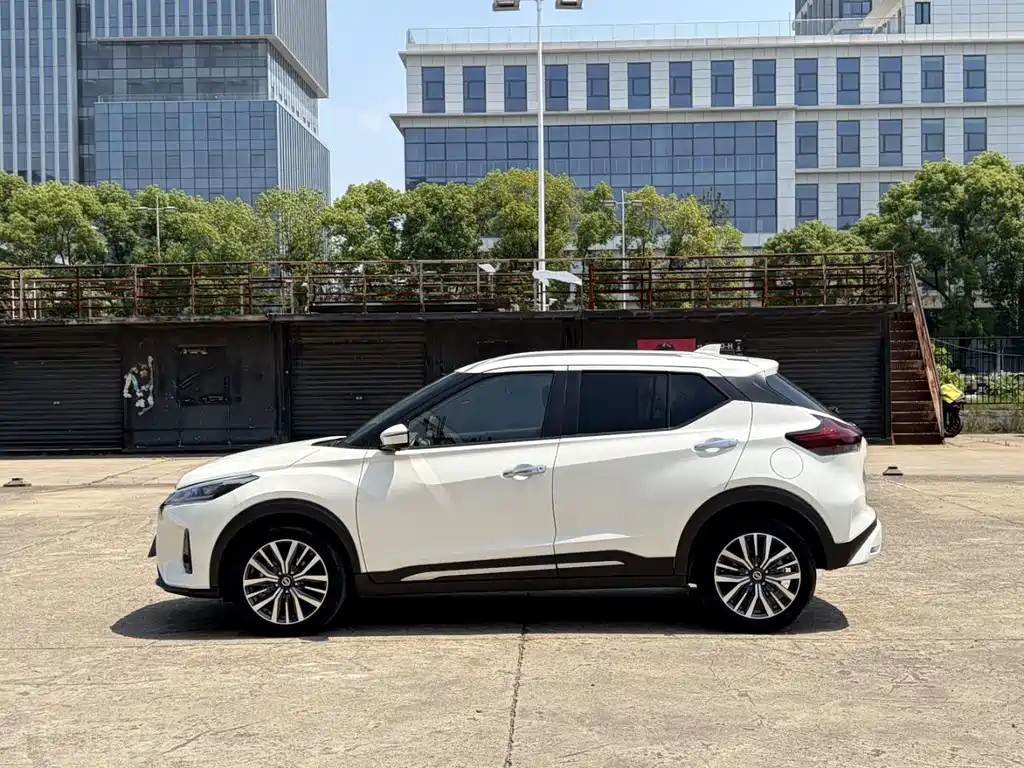Nissan Kicks — миниатюра 4