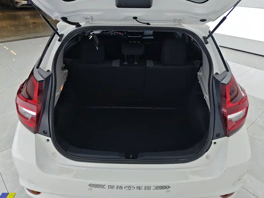 Toyota Vios FS 1.5L CVT Edge Speed Edition, фото 4