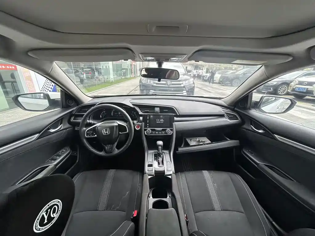 Honda Civic — миниатюра 9