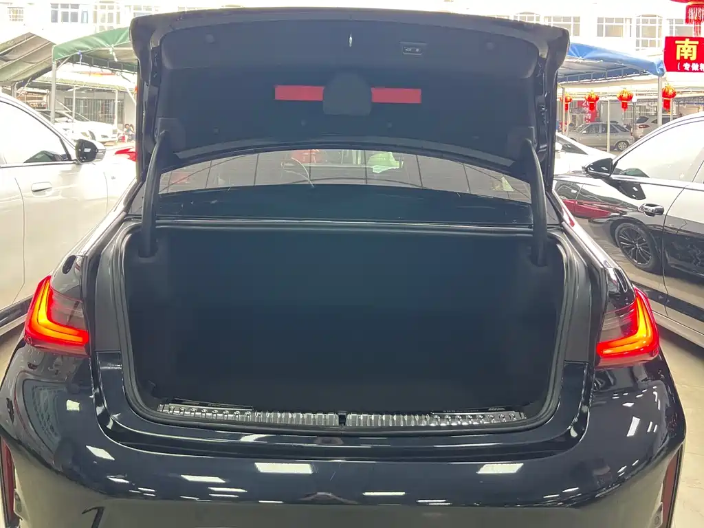 BMW 3 Series 3 2024 325Li M Sport