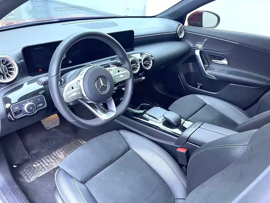 Mercedes-Benz A-Class A 2021 A 200 L Sport Fashion