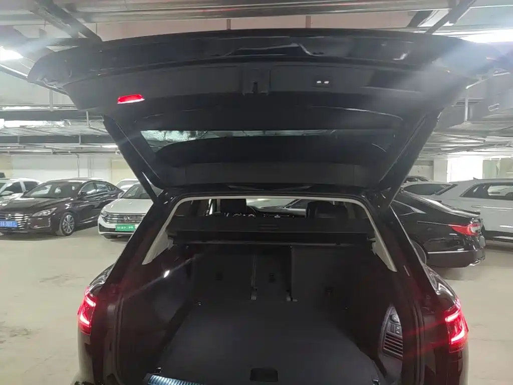 Volkswagen Touareg — миниатюра 21