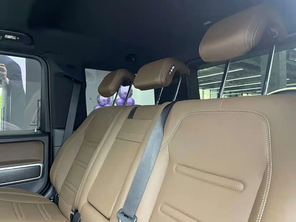 Mercedes-Benz G-Class — миниатюра 16