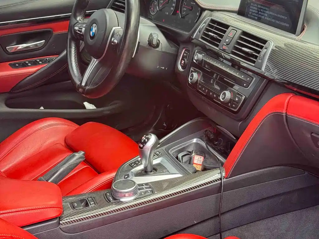 BMW M4 — миниатюра 8