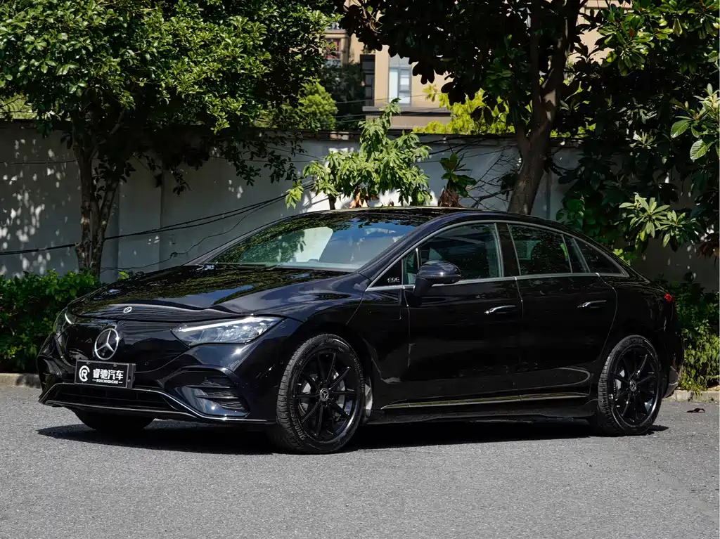 Mercedes-Benz EQE