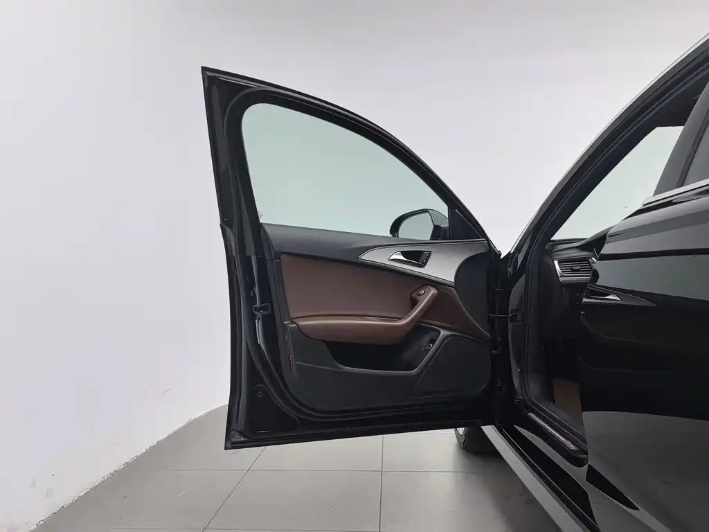 Audi A6L — миниатюра 8