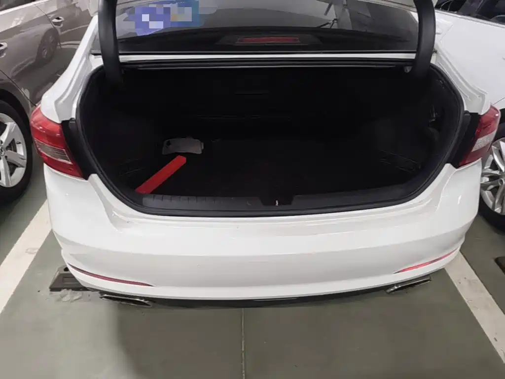 Hyundai Sonata — миниатюра 19