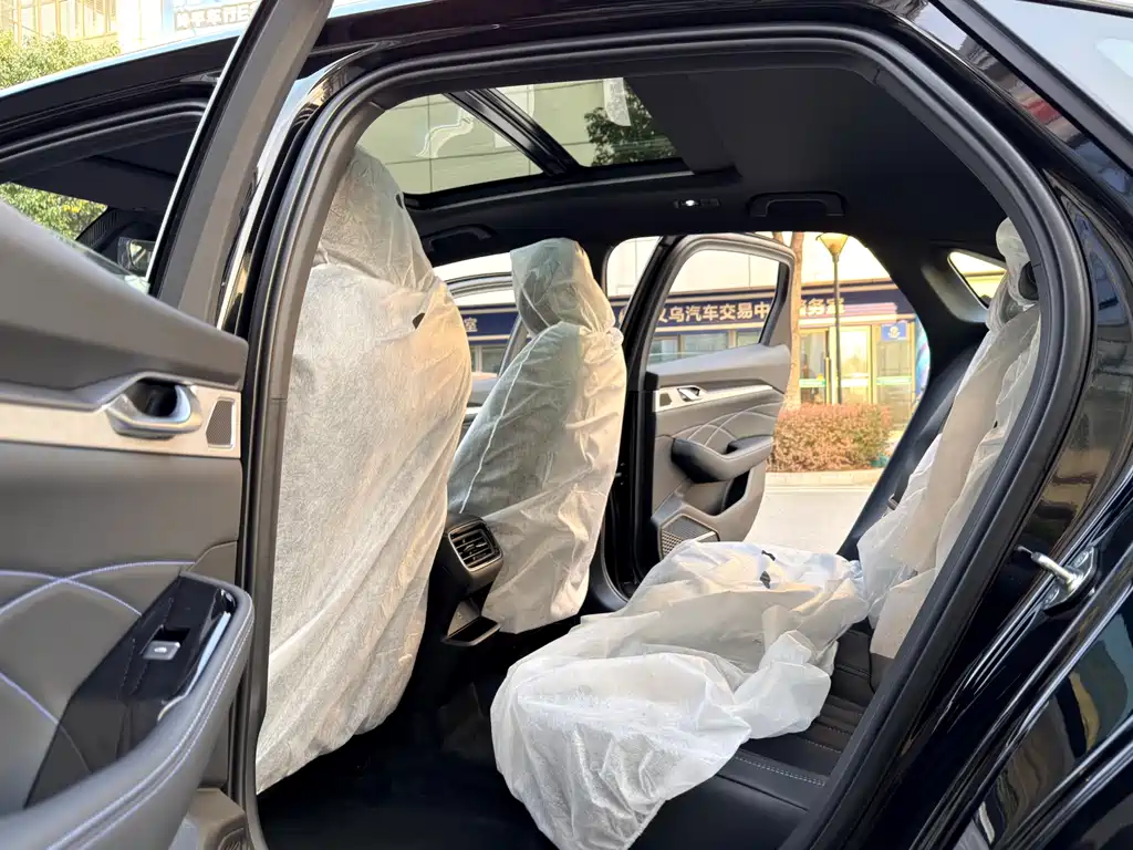 GEELY AUTOMOBILE XINGRUI