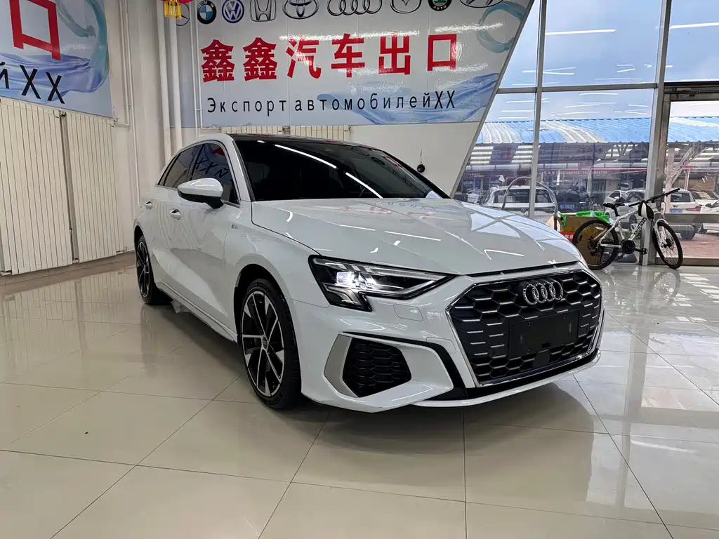Audi A3 2023 Sportback 35 TFSI Fashion Sport