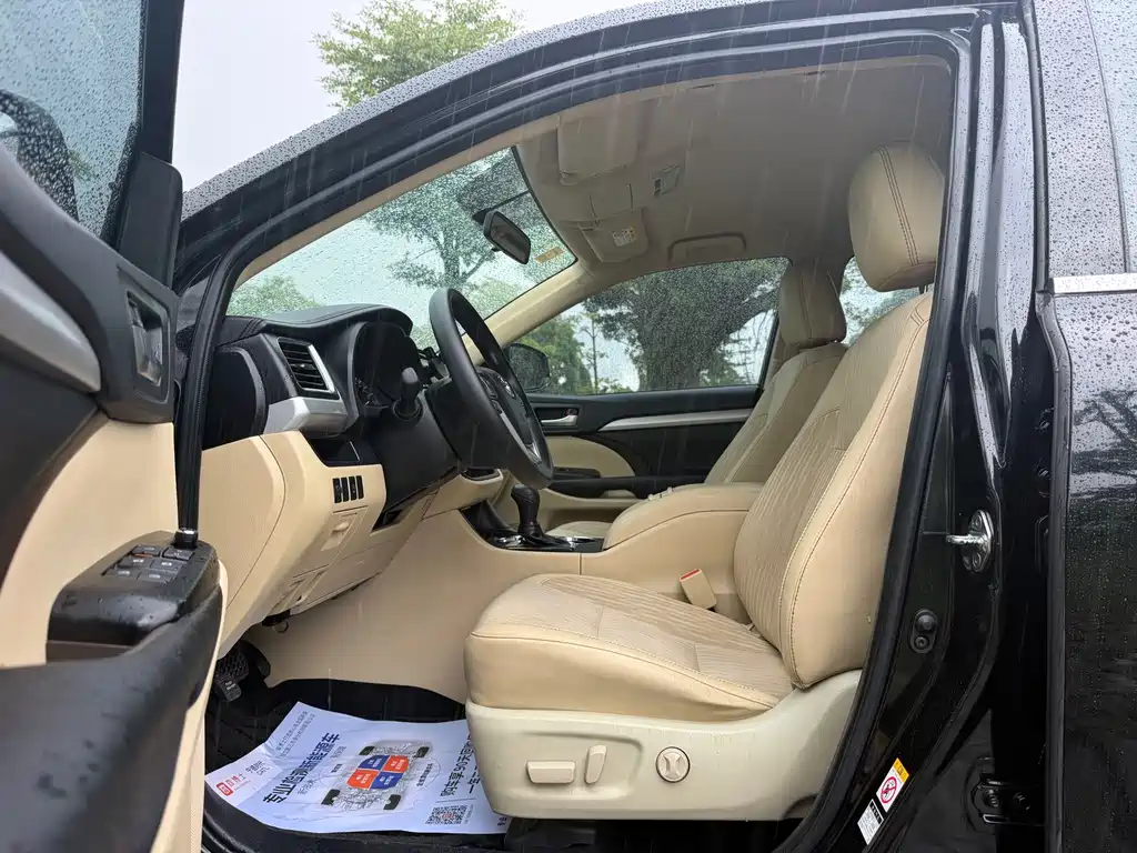 Toyota Highlander — миниатюра 5