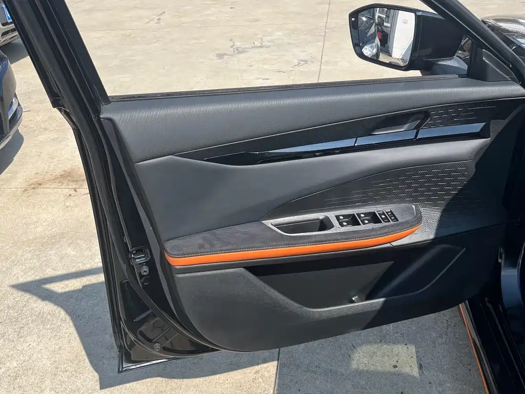 Changan UNI-V 2022 1.5T Sport