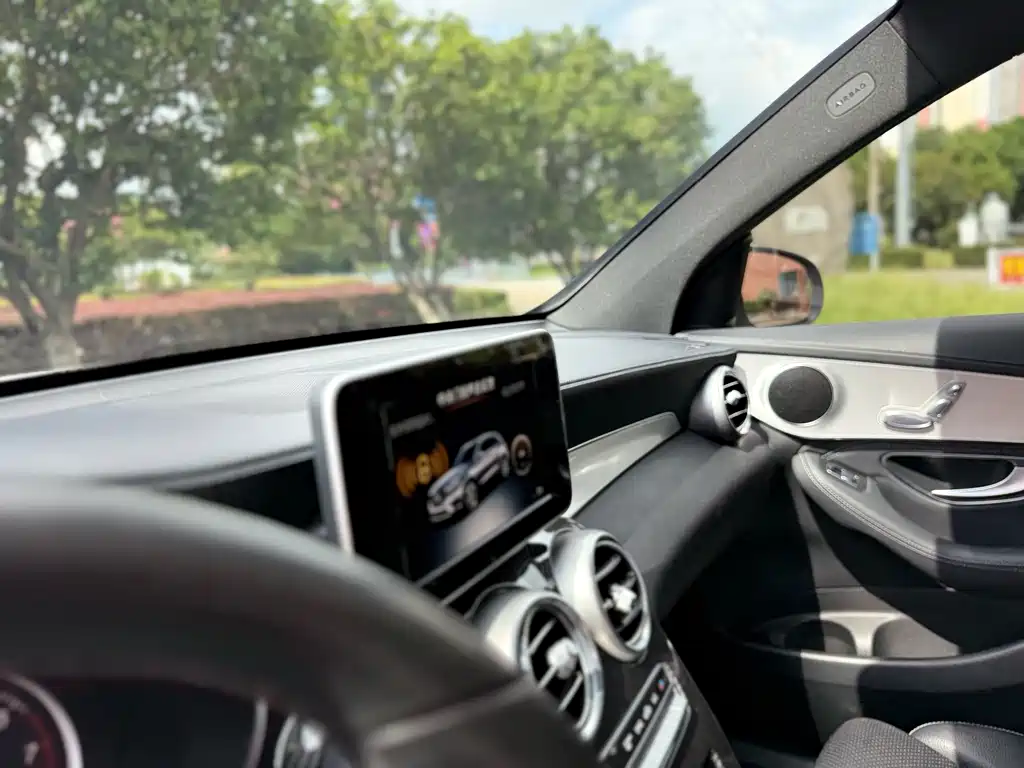 Mercedes-Benz GLC — миниатюра 14