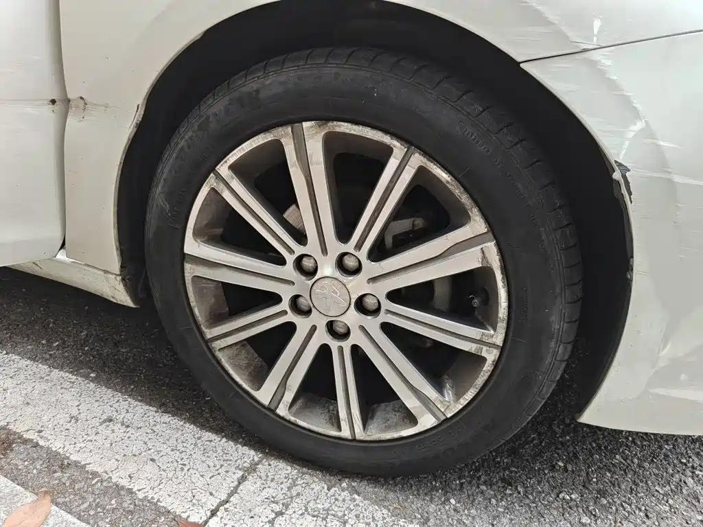 Peugeot 408 — миниатюра 8