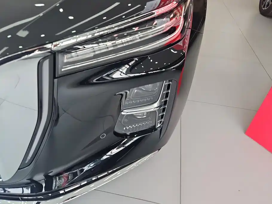 Hongqi Hongqi H5 PHEV — миниатюра 5