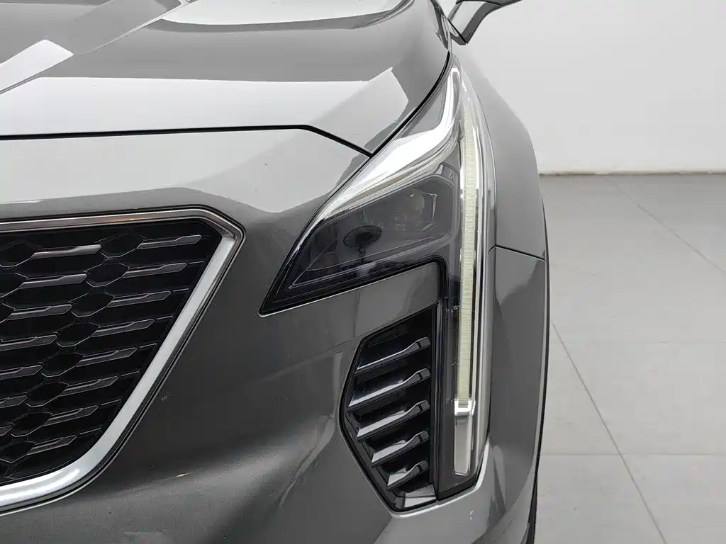 Cadillac XT4 — миниатюра 7