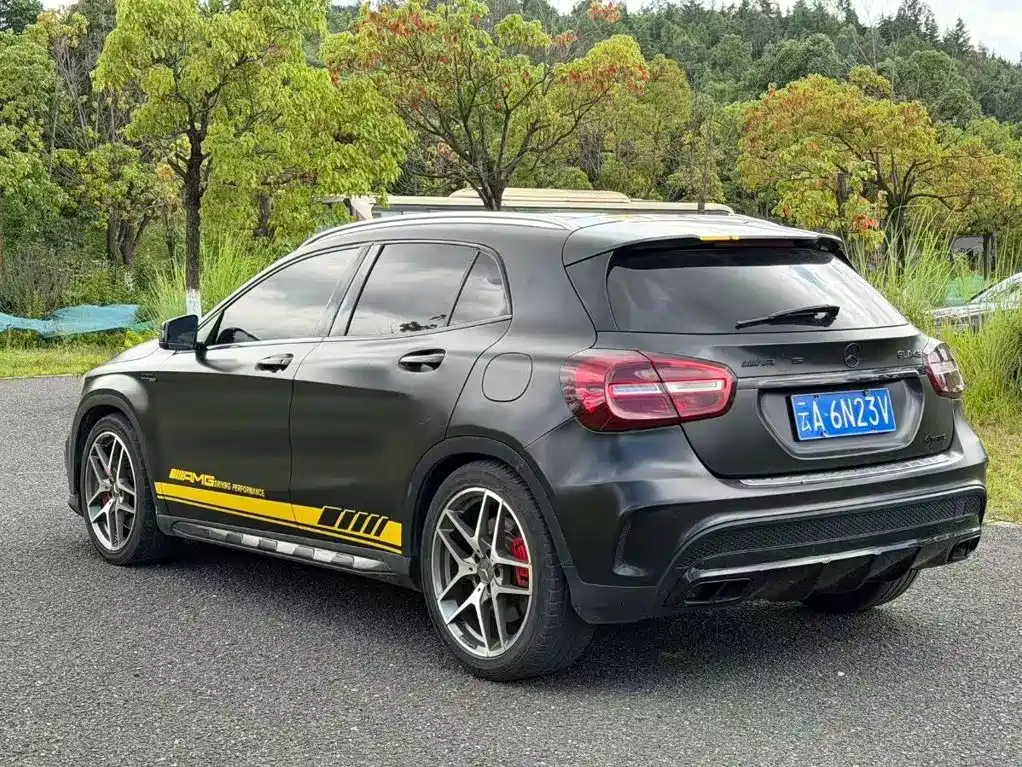 Mercedes-Benz GLA AMG — миниатюра 7