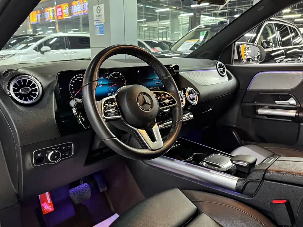 Mercedes-Benz GLA — миниатюра 9