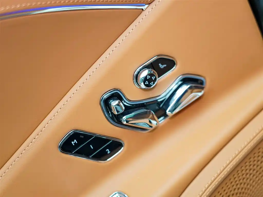 BENTLEY FLYING SPUR PLUG IN HYBRID
