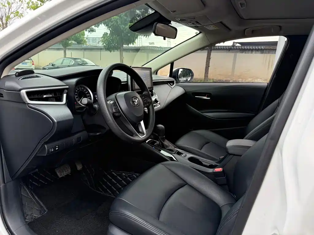 Toyota Corolla — миниатюра 4
