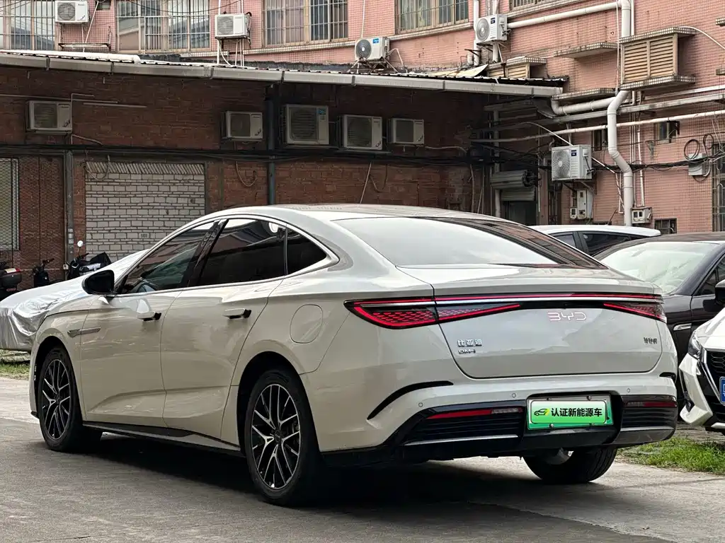 BYD Seal 07 DM-i — миниатюра 7