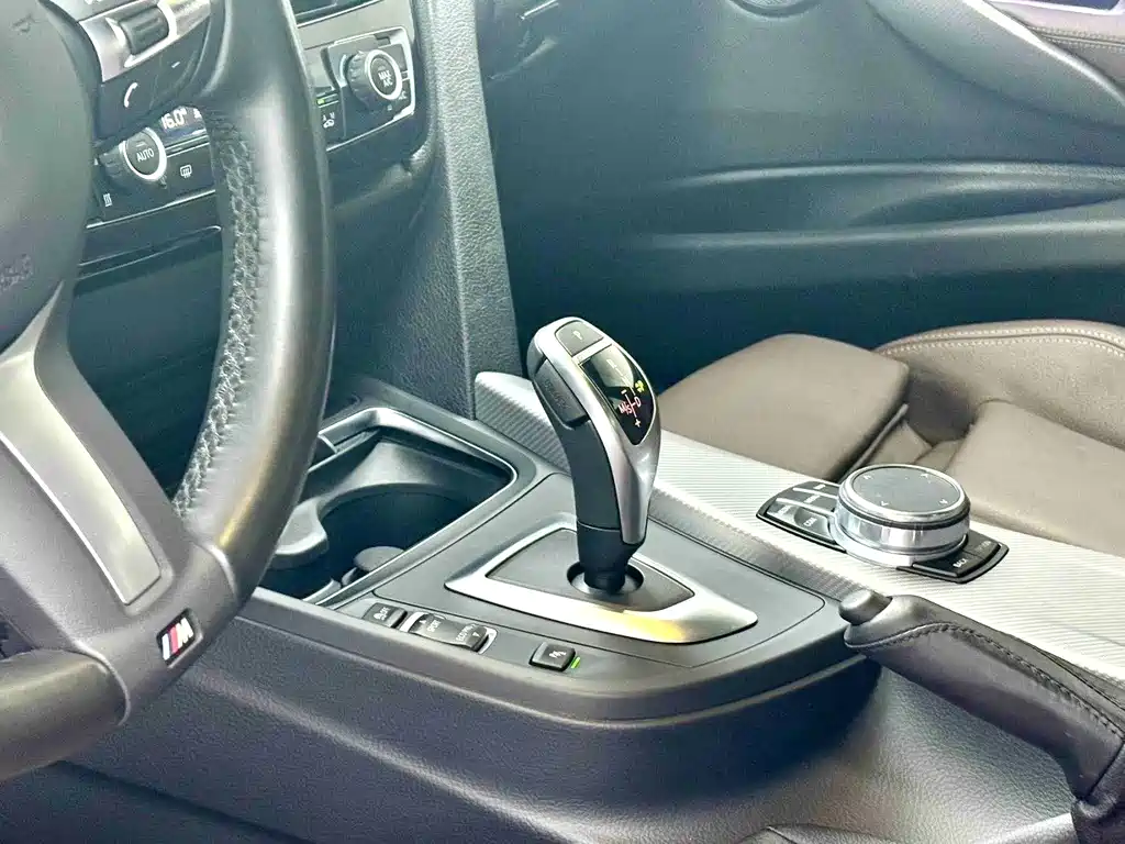 BMW 3 Series 3 2019 320i M Sport