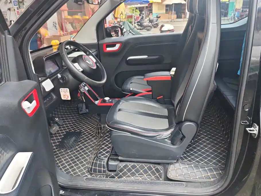 Wuling MINIEV — миниатюра 9