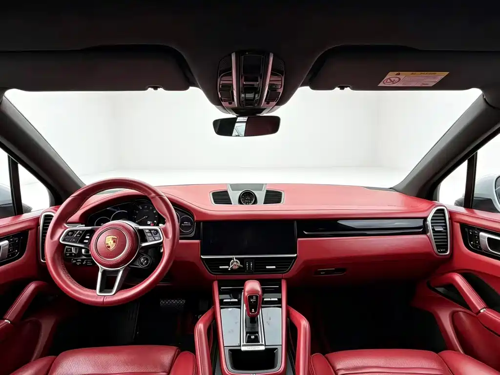 Porsche Cayenne — миниатюра 7