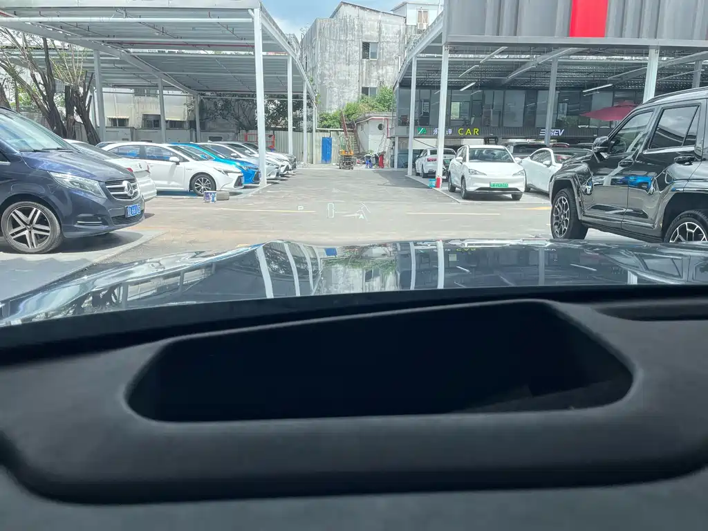 GAC Motor Xiangwang S9 Qiankun UItra 6 seats, фото 14