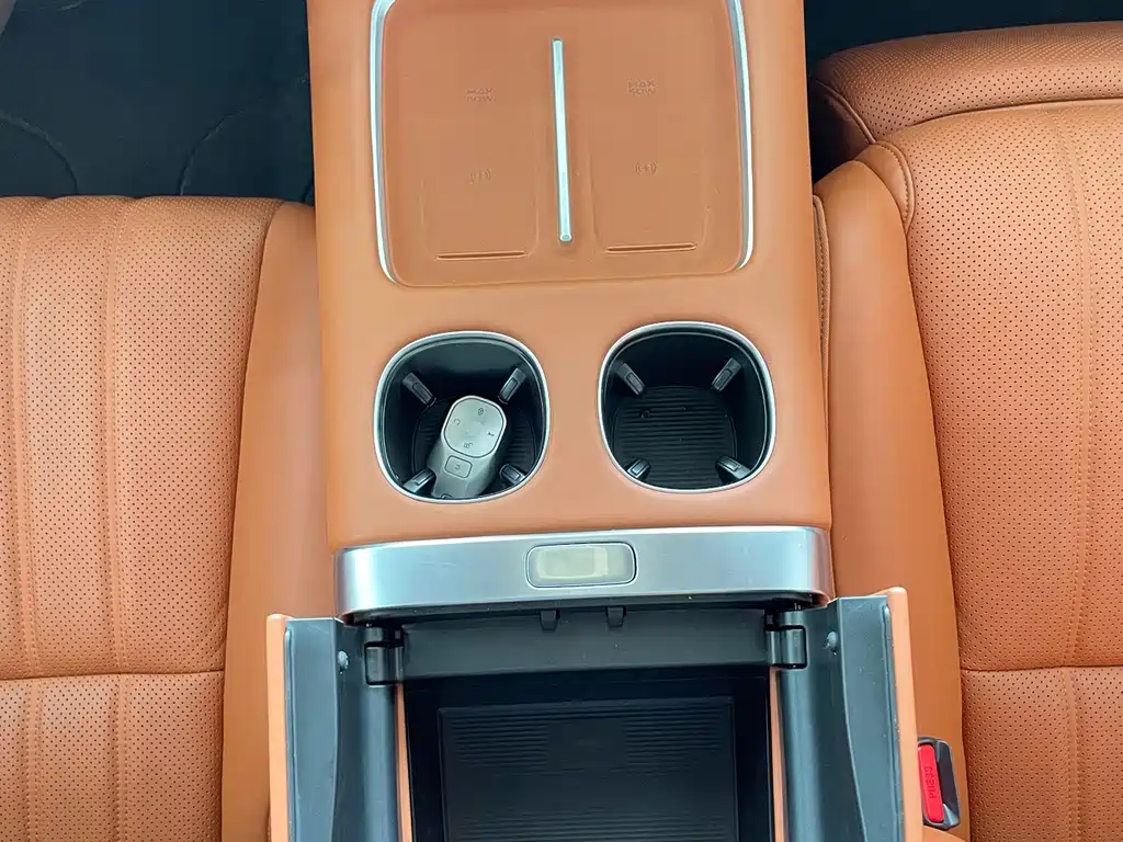 GAC Motor Xiangwang S9 Qiankun UItra 6 seats, фото 20