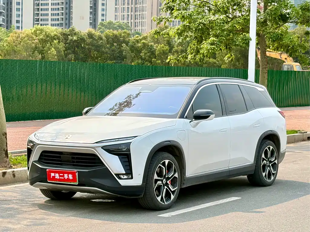 Nio ES8 2021