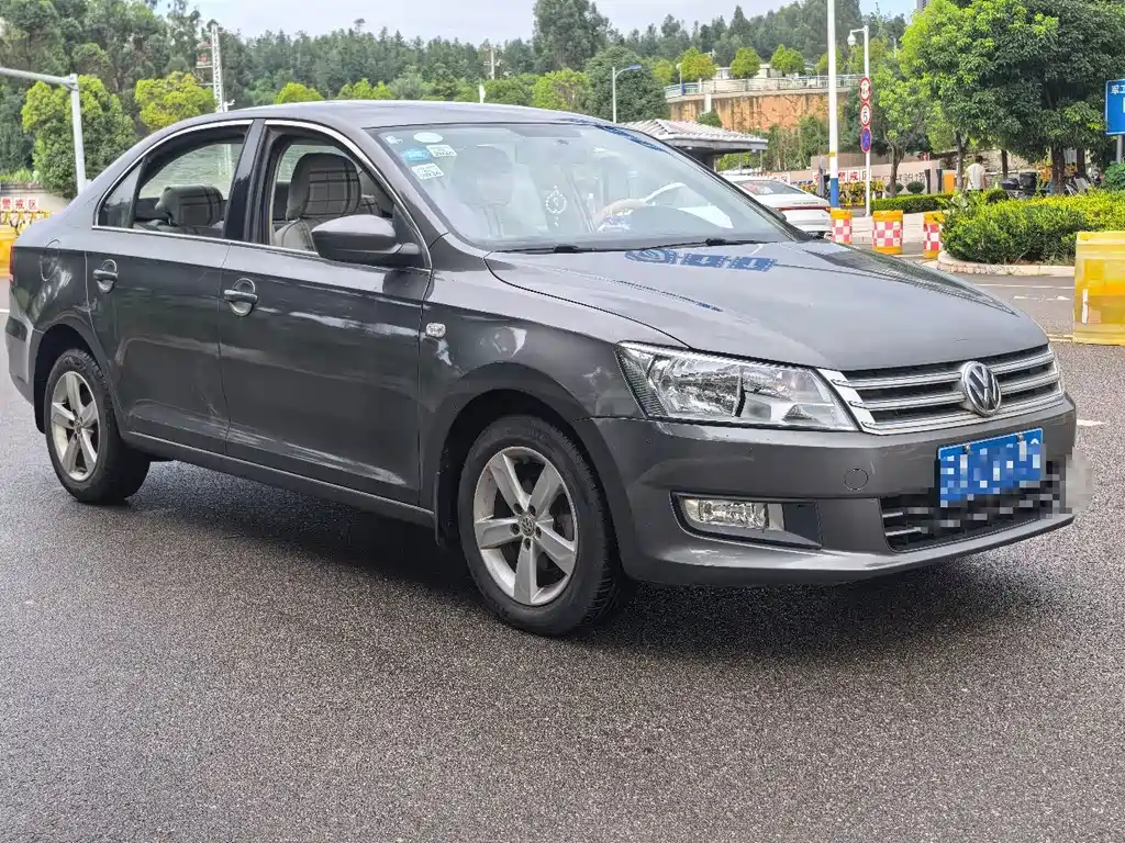 Volkswagen Santana — миниатюра 10