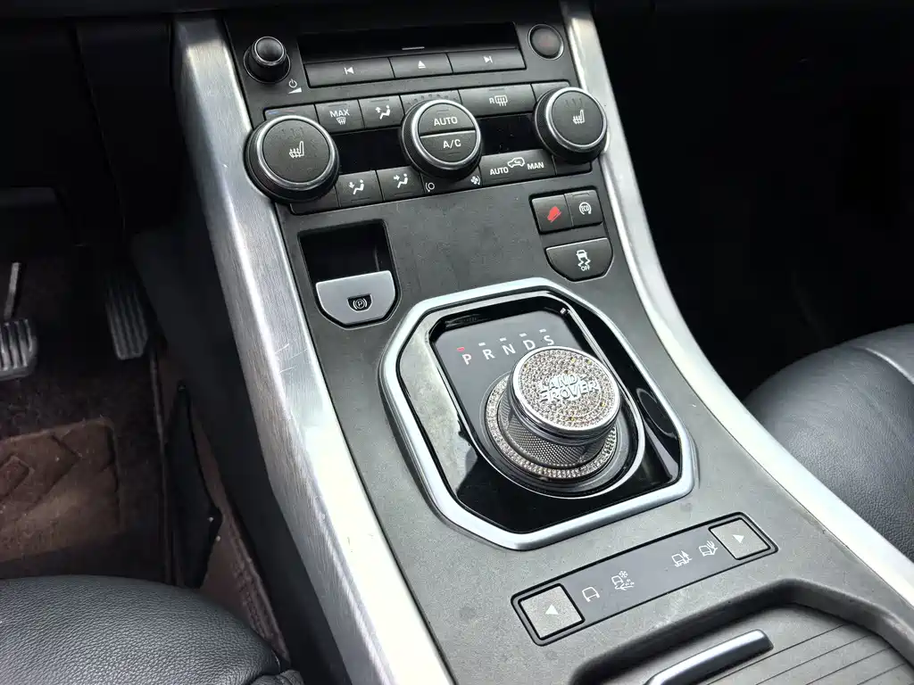 Land Rover Evoque — миниатюра 13