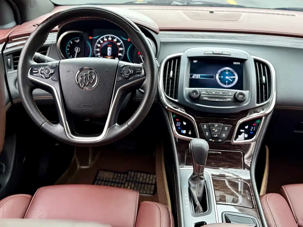 Buick LaCrosse — миниатюра 24
