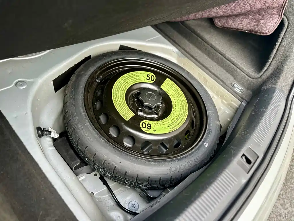 Audi A4L — миниатюра 14