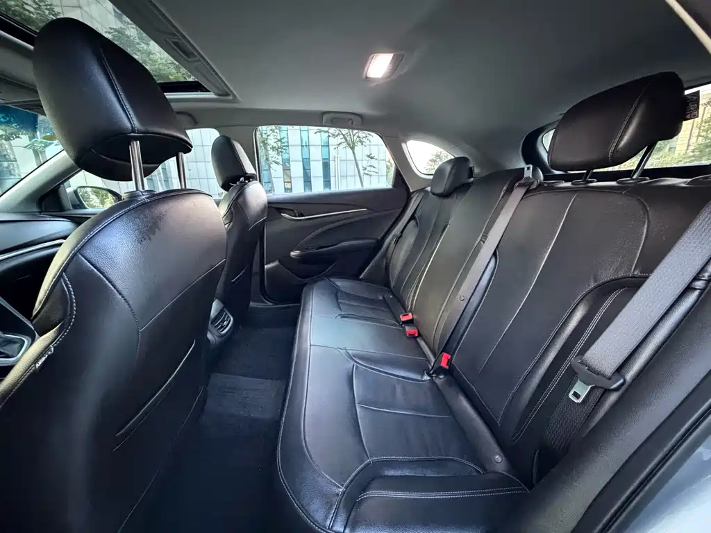 Buick Excelle — миниатюра 7