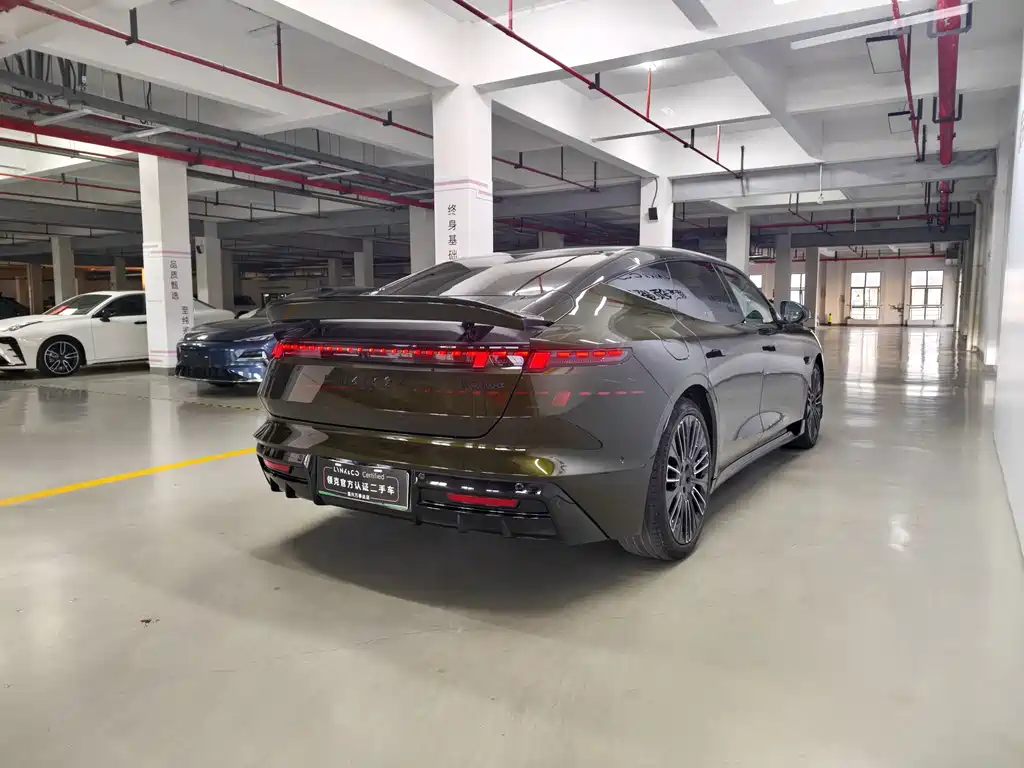 Lynk & Co 10 — миниатюра 4