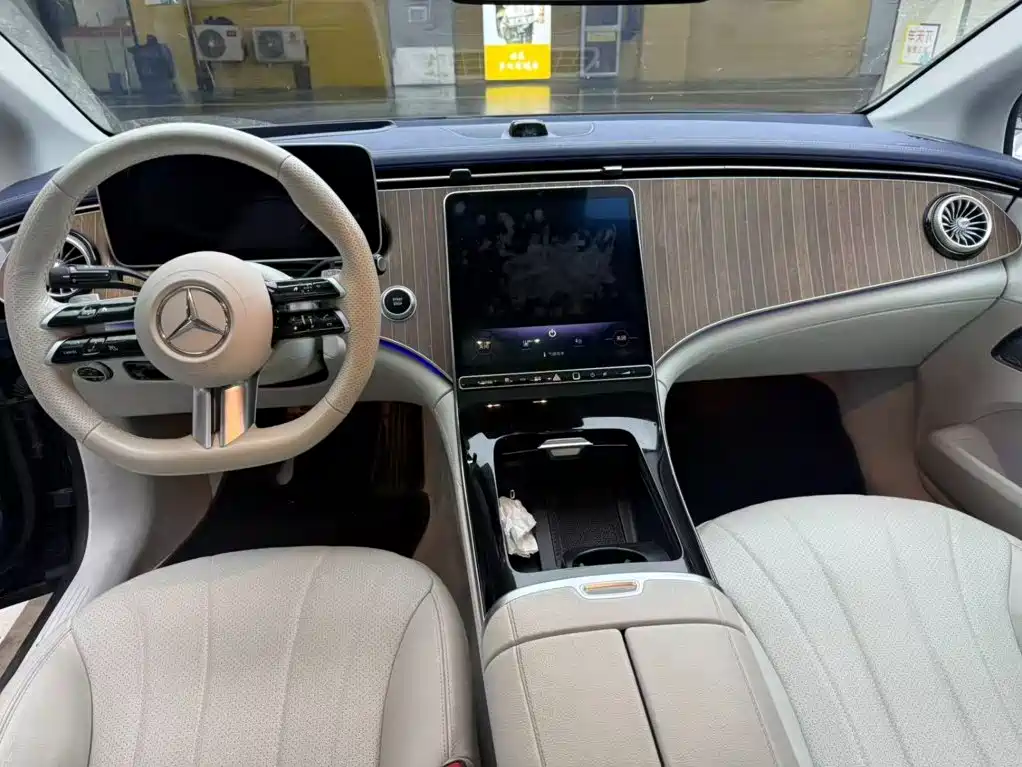 Mercedes-Benz EQE — миниатюра 8