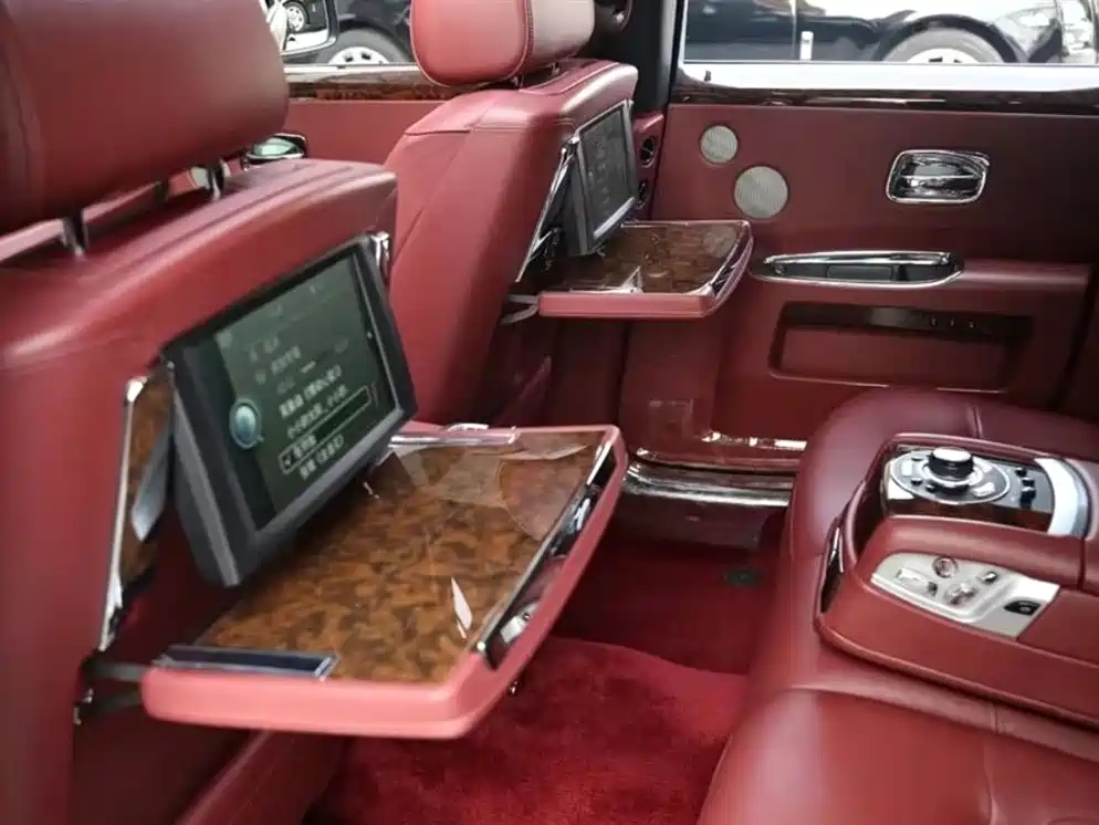 Rolls-Royce Ghost 2010 6.6T Standard