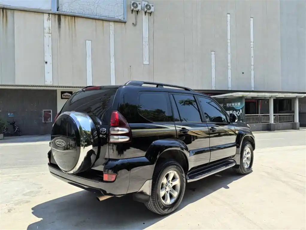 Toyota Land Cruiser Prado 2006 4.0L AT VX