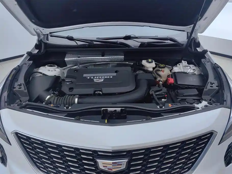 Cadillac XT4 2022 28T Luxury