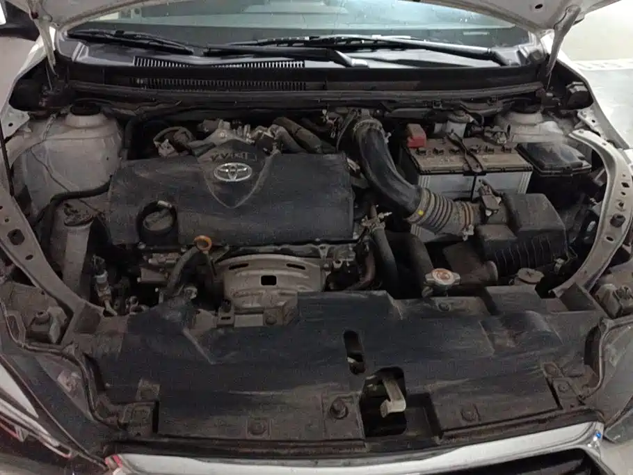 Toyota Yaris L — миниатюра 10