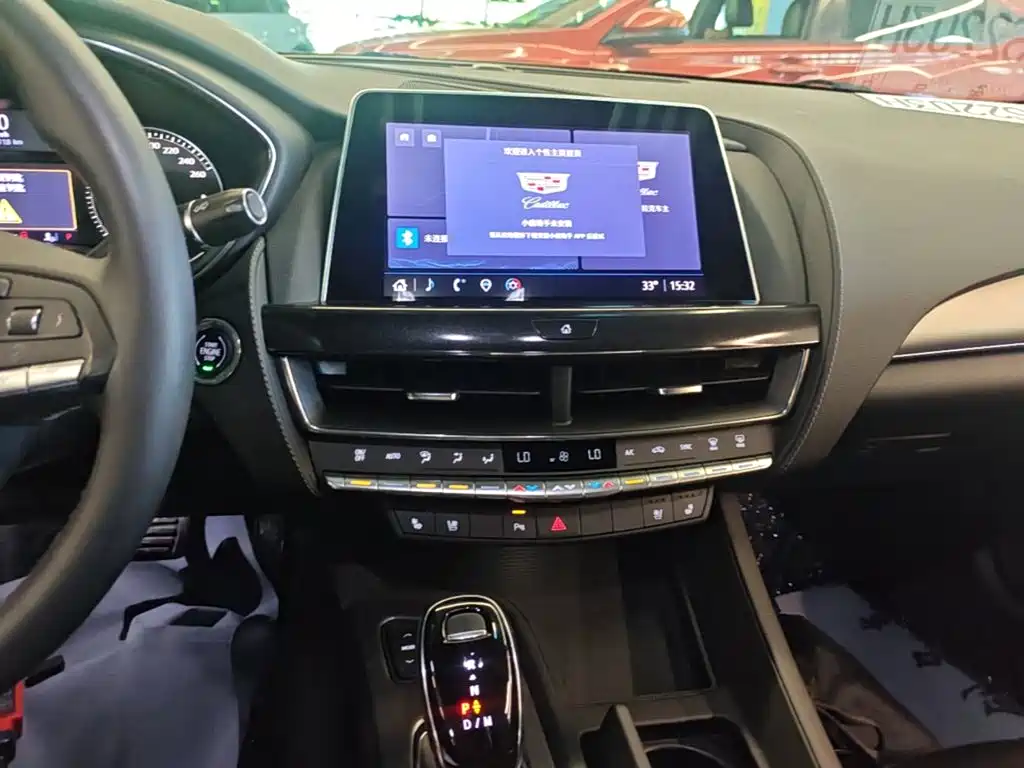 Cadillac CT5 — миниатюра 13