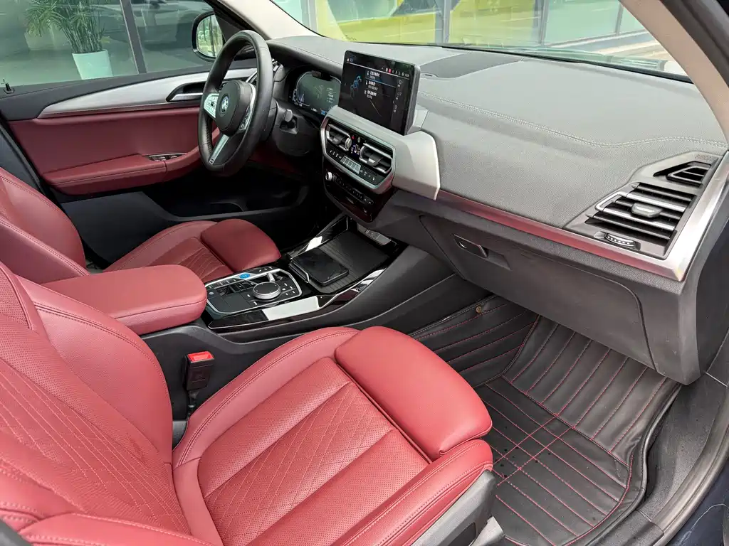 BMW iX3 — миниатюра 33