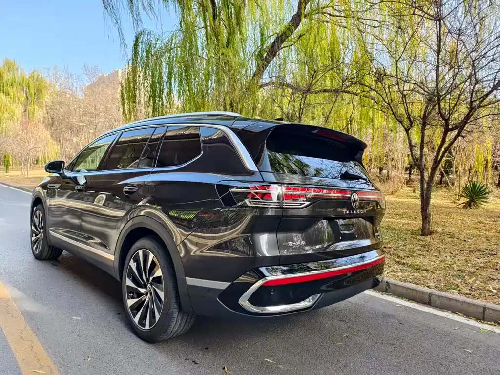 Volkswagen Viloran 2026 450TSI 6 мест