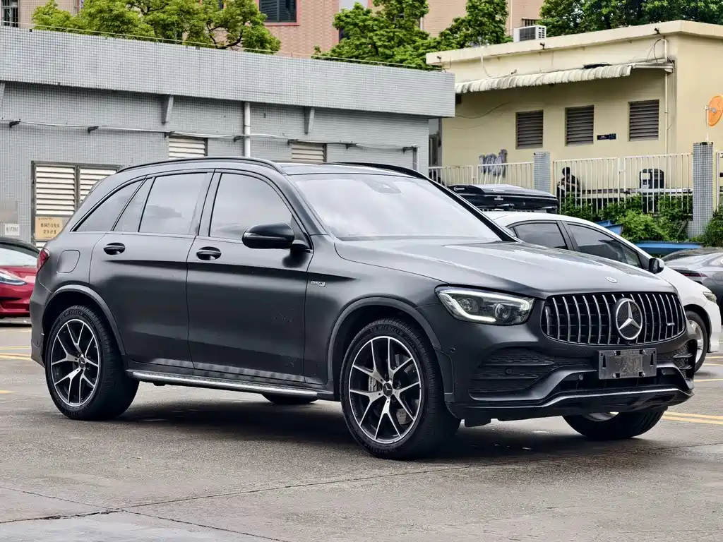 Mercedes-Benz GLC AMG — миниатюра 2