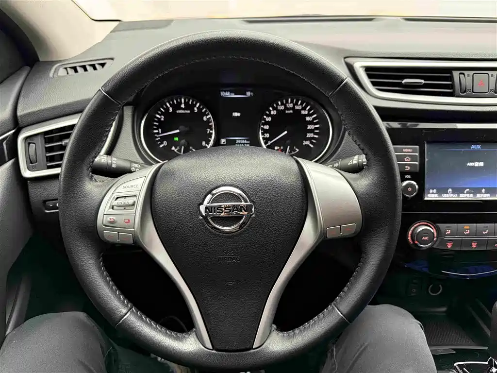 Nissan Qashqai 2017 2.0L CVT Smart V