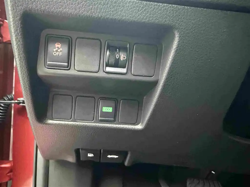 Nissan Qashqai 2017 2.0L CVT Smart V