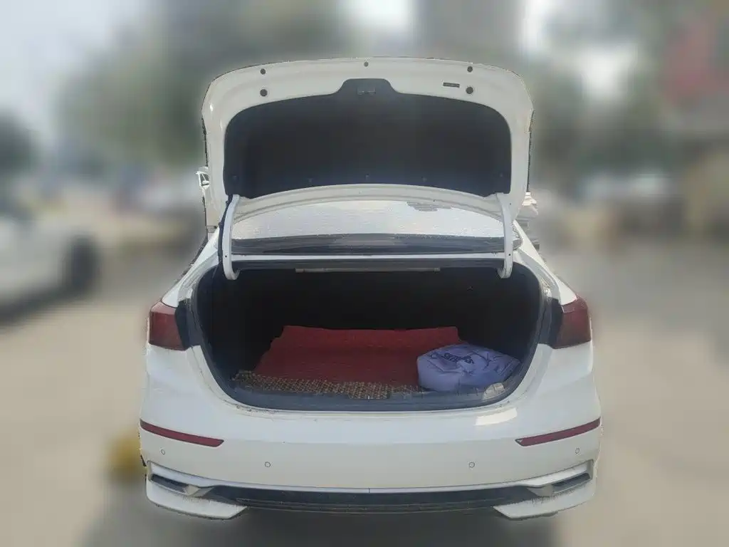 Kia K3 — миниатюра 10
