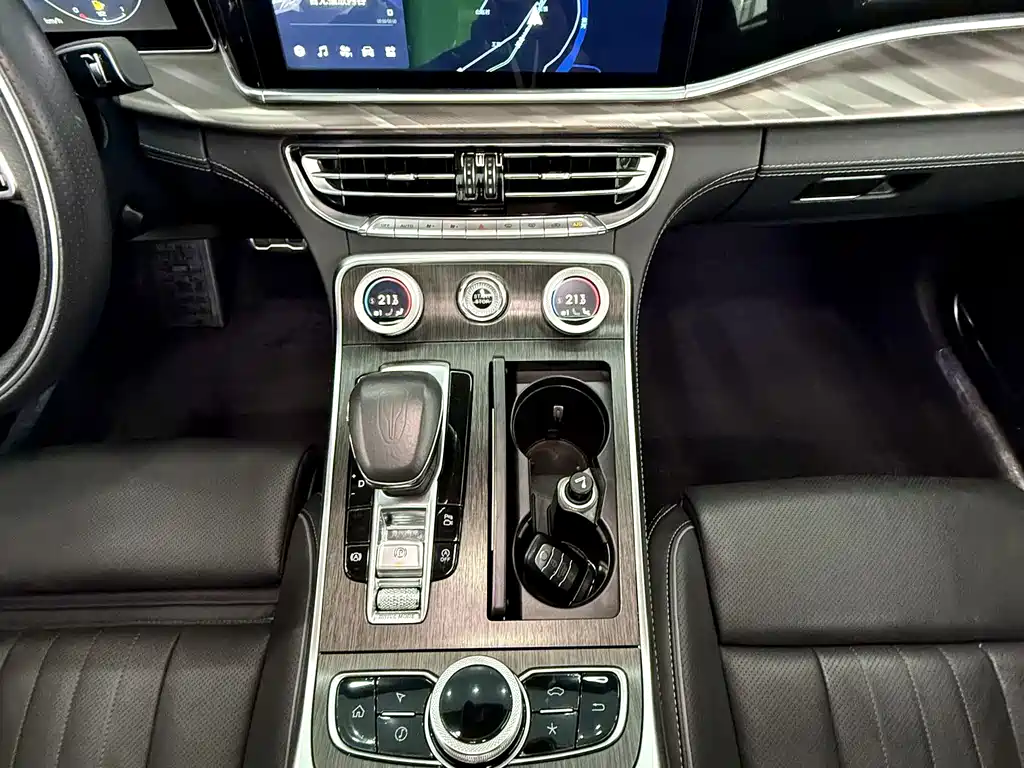 Hongqi Hongqi H9 — миниатюра 8